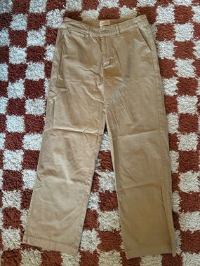 Khaki pants